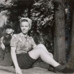 Mom_1946.jpg