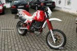 12. 1991 Suzuki DR650 Dakar.jpg