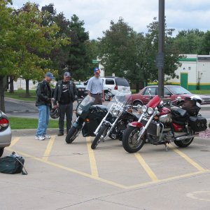 Hanging out at the Quality Inn before heading off to Kehde's BBQ