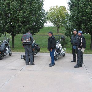 Hanging out at the Quality Inn before heading off to Kehde's BBQ
