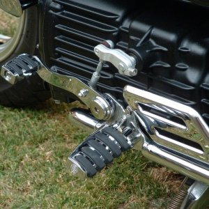 left_pegs