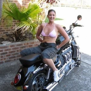 Biker_Babe_004