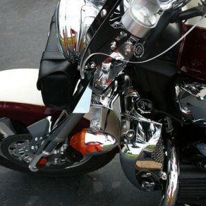 Front turn signal extended to suit Kuryakyn lowers A