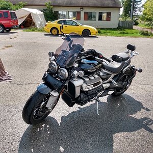 madstad brackets and GP Compozit Windscreen.jpg