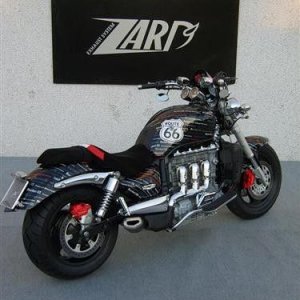 ZardExhaustsTriumphRocketIII
