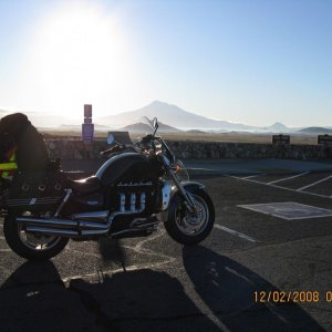 stopping for a kodak moment at Mount Shasta