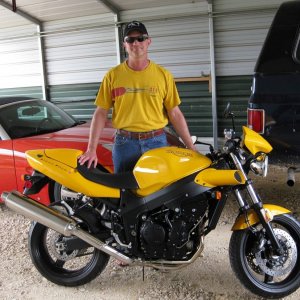 05 Triumph Speed 4