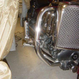 06 Foot pegs