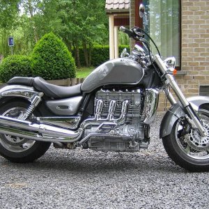 Triumph-Rocket III mp123 pic 30137