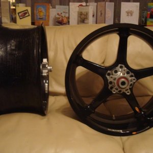 8 1/2" Carbon Front  Wheel
