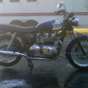 03 Bonneville