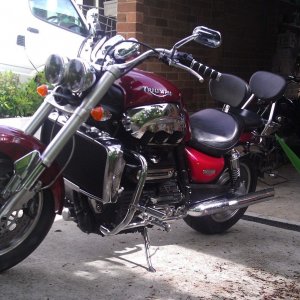 Cut Claw, note the Bridgestone