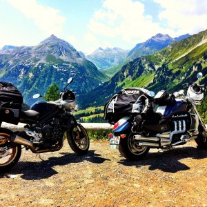 Beautiful Day atop the Alps, somewhere past St Moritz traveling Northwest(i