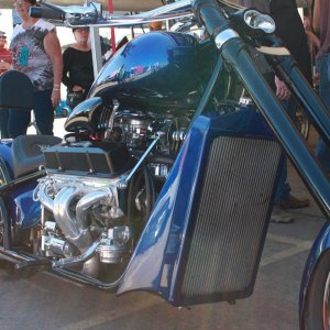 V8 Black