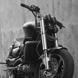 pipe front 2r b w