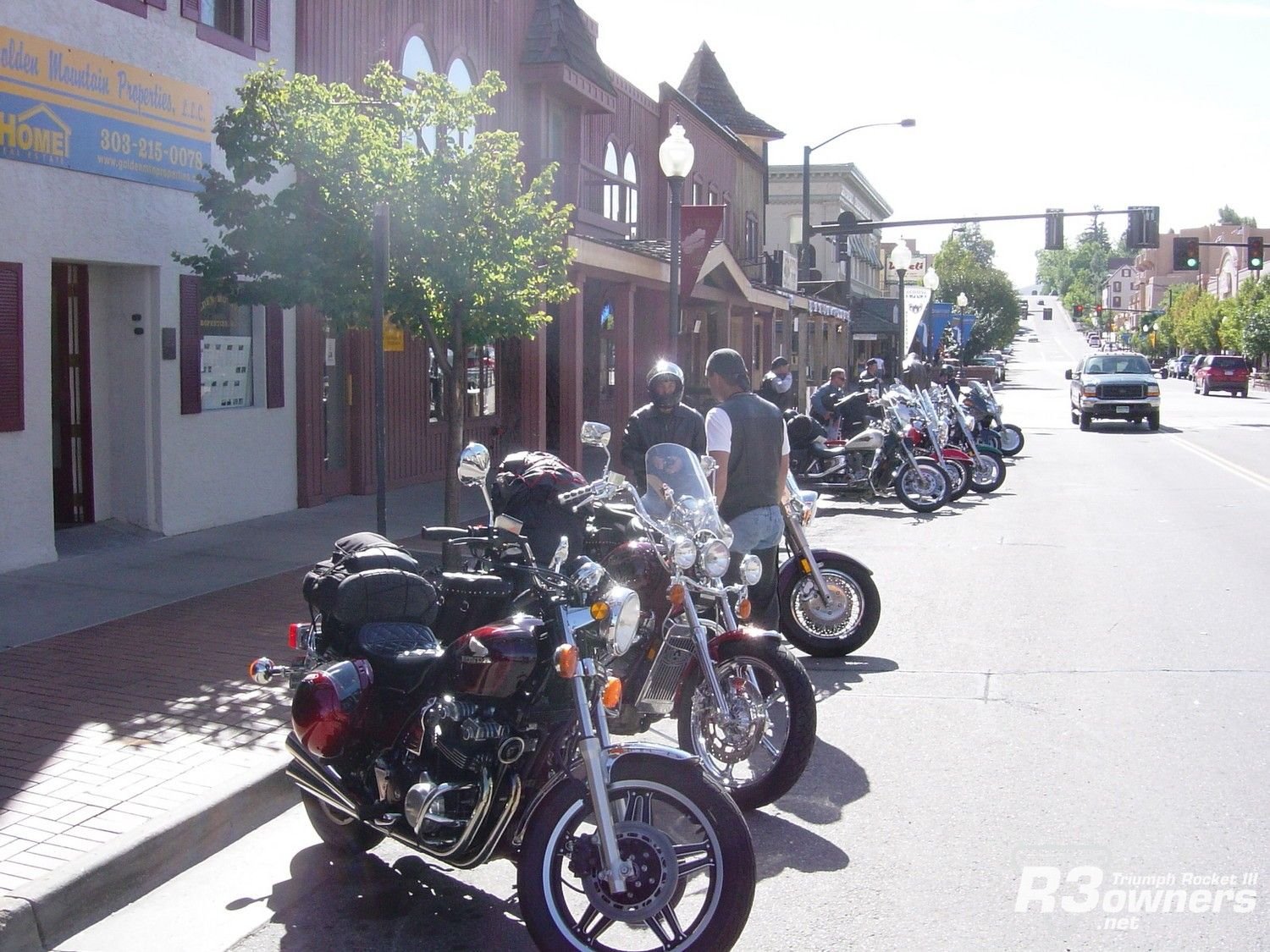 05 Man-cation - Rosie's in Golden