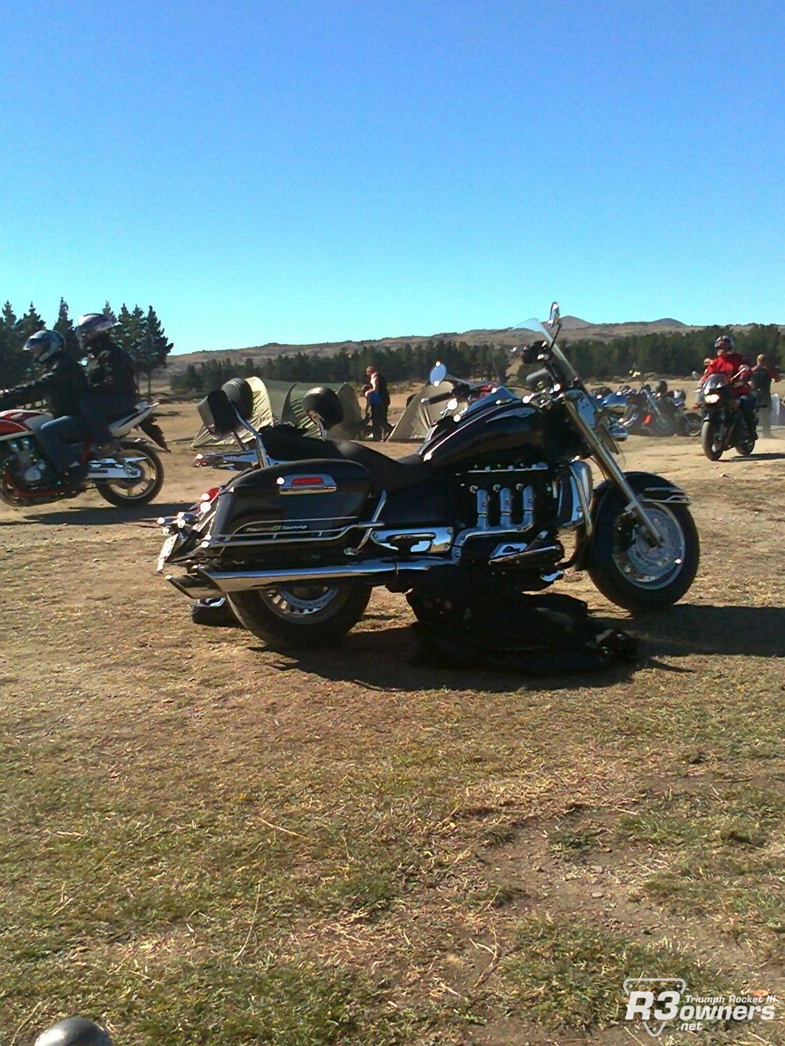 2 003