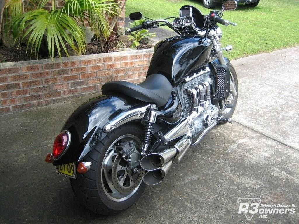 2005 R3