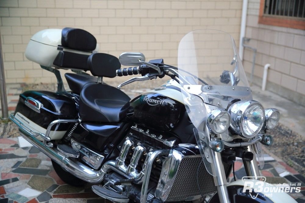 2008 R3T with matched trunk