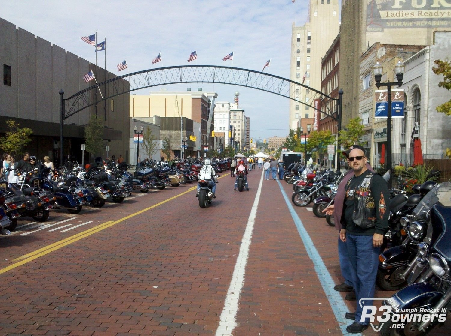 Flint, MI Bikes on the Bricks 2011