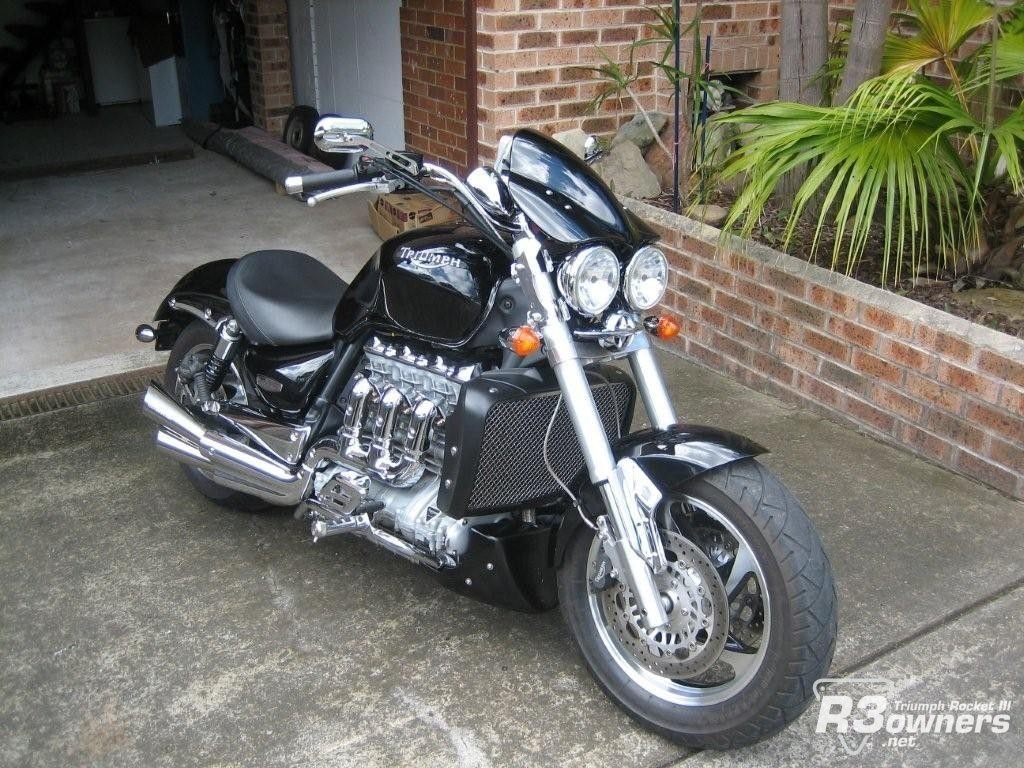 R111_003