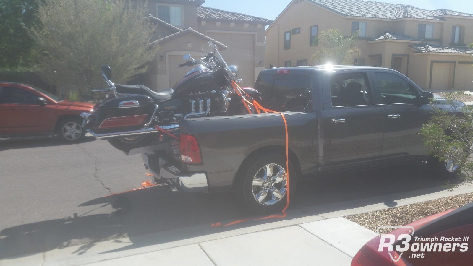 R3T in RAM 1500 shor bed (5' 6')