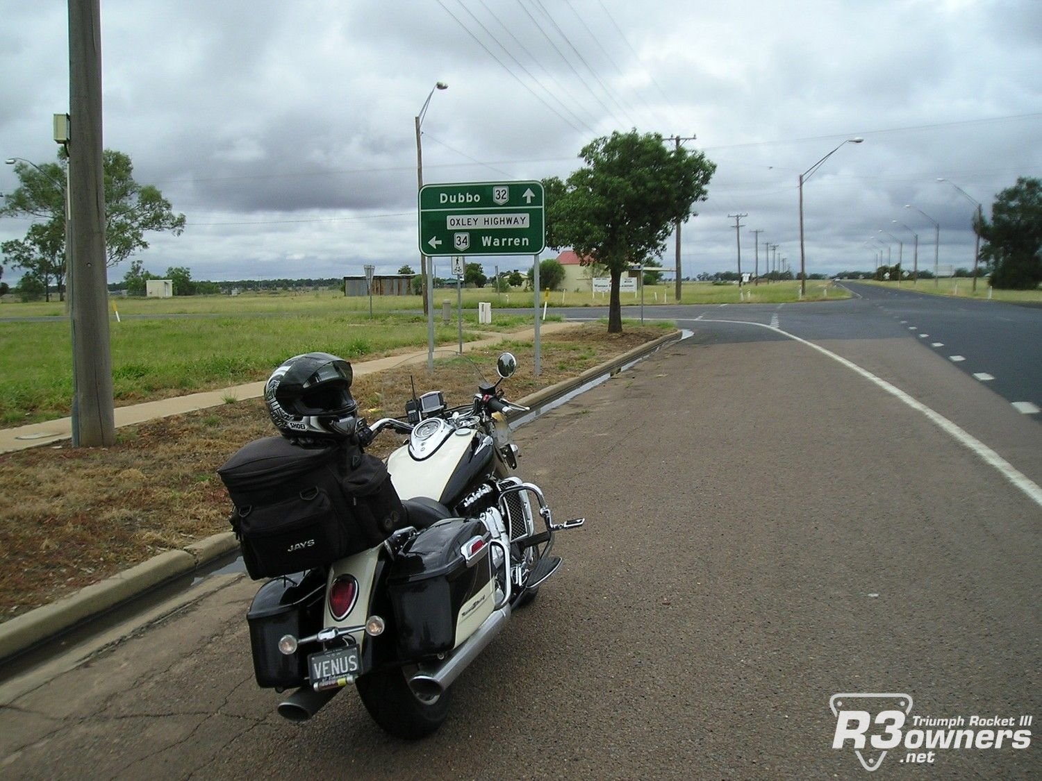 Riding the Oxley (western end)