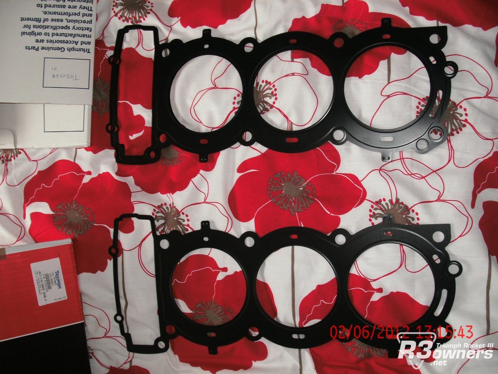 Rocket III Head gasket comparison 6 T1150189 vs T1151150