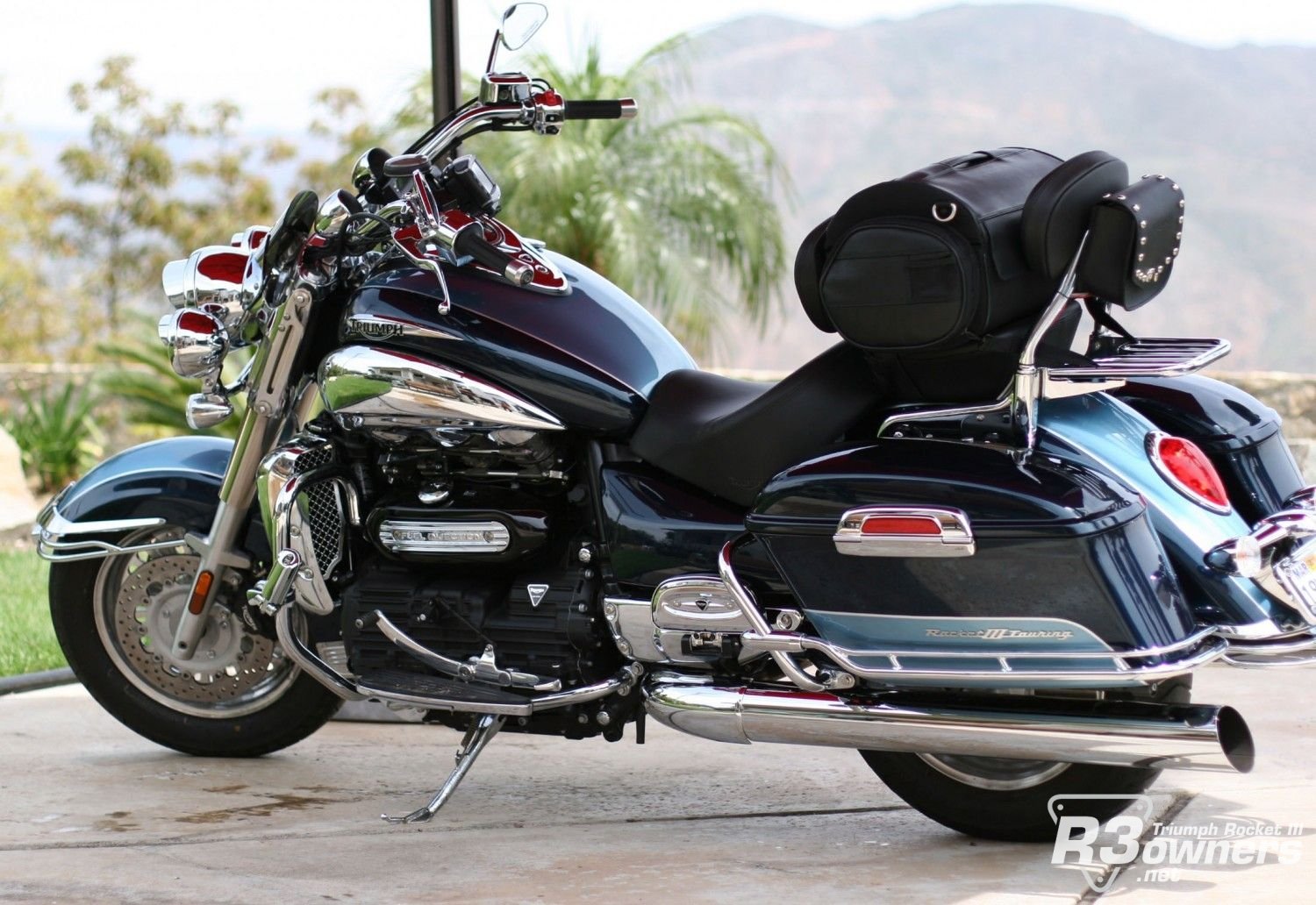 Rocket with Small Shield - Side View