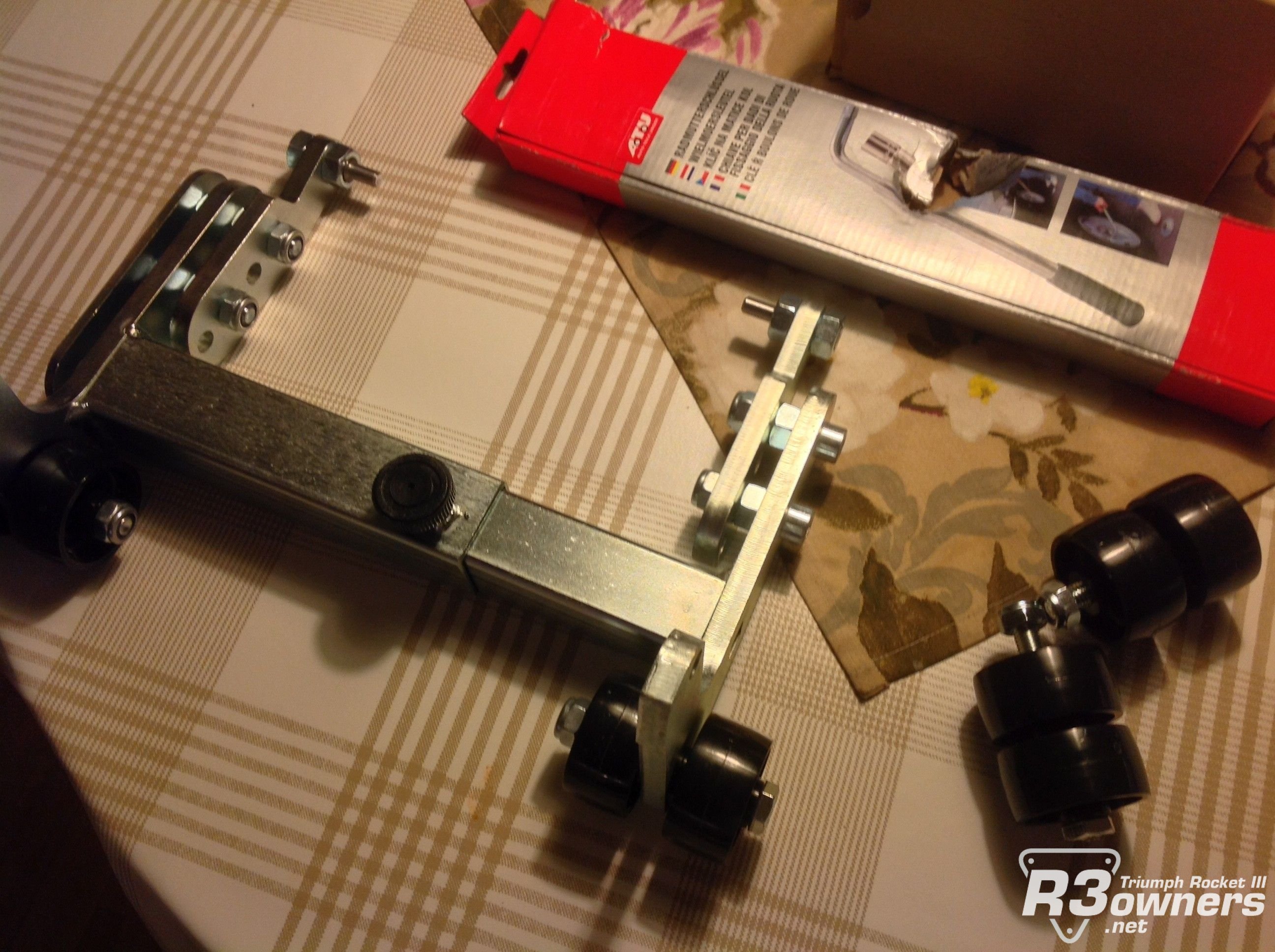 Stand as it came out of the box