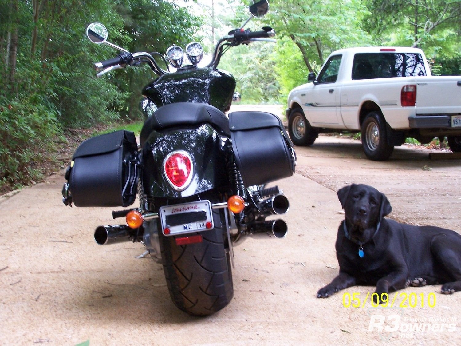 willie and max saddlebags with cree