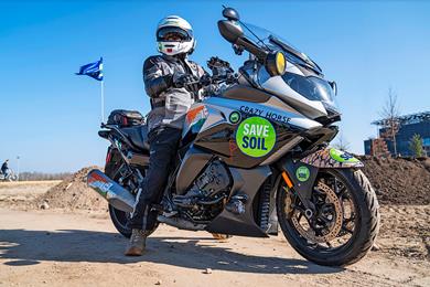jagadish-vasudev-bmw-k1600gt.jpg