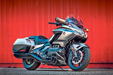 gl1800-gold-wing.jpg