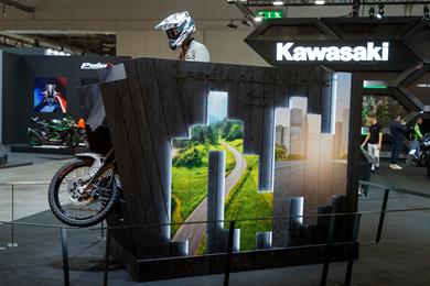 kawasaki-kle-teaser-2.jpg