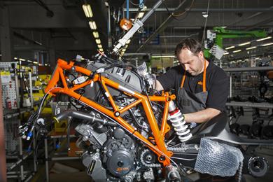 ktm-factory.jpg