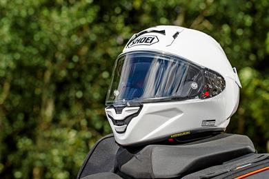 shoei-x-spr-01.jpg