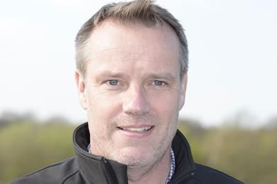 Stuart-Garner-01.jpg