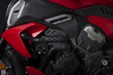 ducati-diavel-v4-engine.jpg