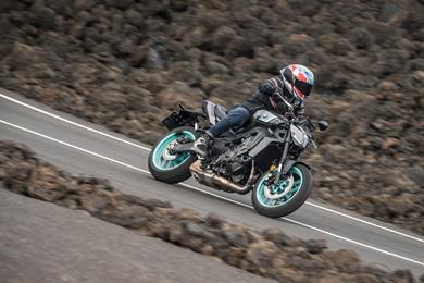 yamaha-mt-09.jpg
