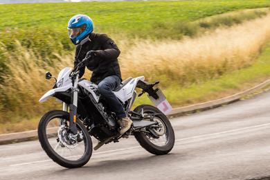 sinnis-sm125.jpg