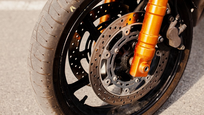 how-to-upgrade-motorcycle-brakes-84714-7.jpg