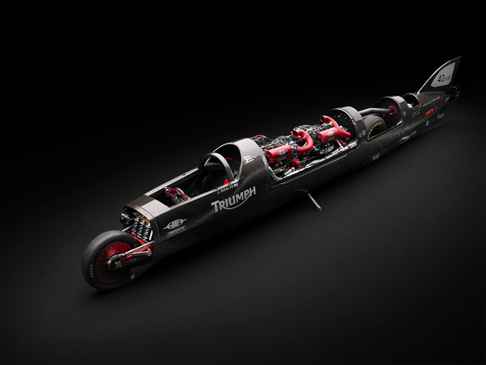 Triumph_Castrol_Rocket_3.jpg