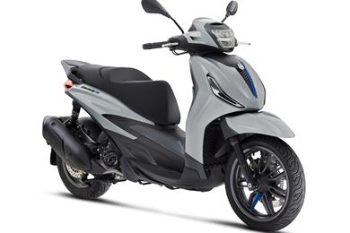 piaggio-beverly-scooter-1.jpg