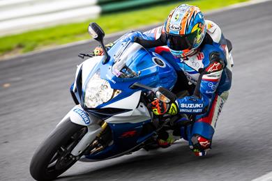 suzuki-gsxr750-3.jpg