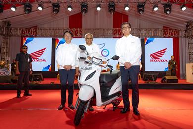 500-million-hondas-1.jpg