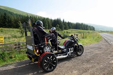 rocket-3-trike-7.jpg