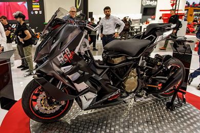italjet-dragster-559-twin-01.jpg