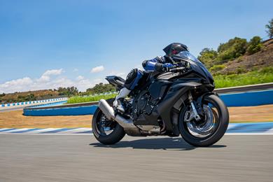 yamaha-r1-aero-update-1.jpg