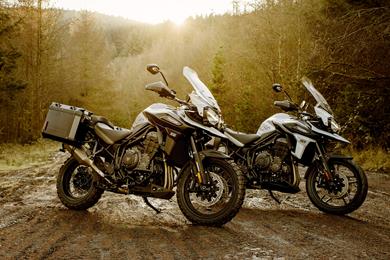 Triumph-Tiger-1200-01.jpg