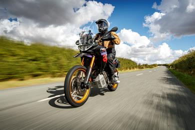 2025-on_aprilia_tuareg_rally_660_028.jpg